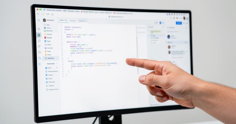 Claude Code 2026 : L'IA qui gère votre CI/CD